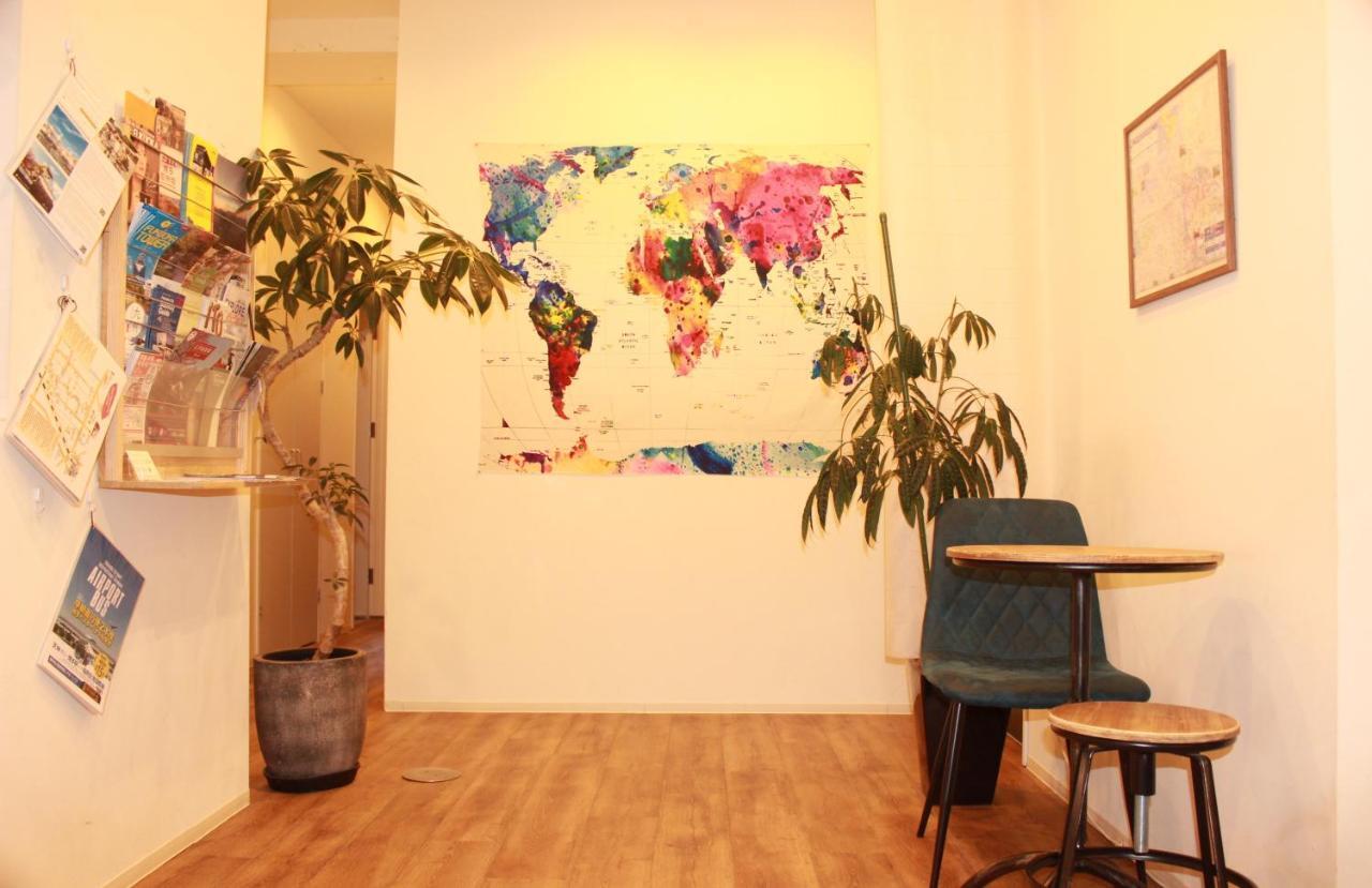 Hostel Toki Fukuoka  Exteriör bild