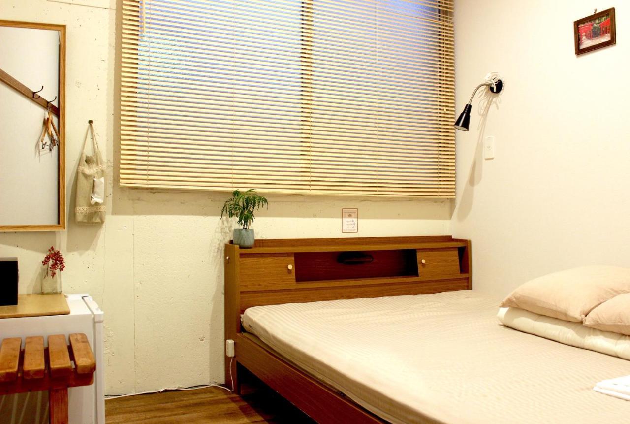 Hostel Toki Fukuoka  Exteriör bild